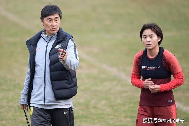 武契奇辞职竞选总理遭遇挫折，新领导对华政策不确定